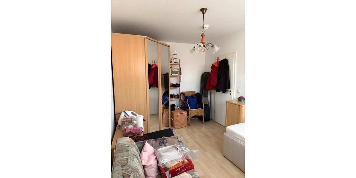 Dachgeschoßwohnung Halle (Saale) Dölau - 2 Zimmer, 70 m&sup2;, 180.000&euro; | Angebot:26129852