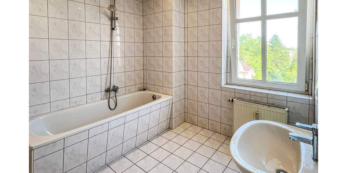 Bezugsfreie Dachgeschosswohnung | West-Balkon | Idyllische Lage am Heidesee 3 zimmer