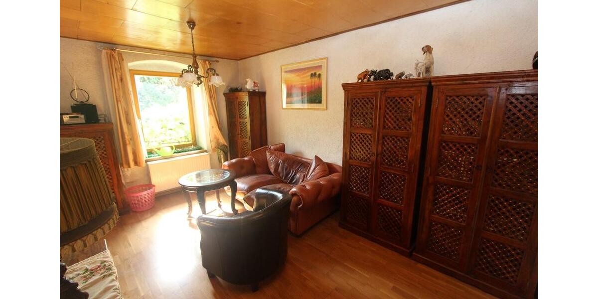 Mehrfamilienhaus, Wohnhaus Halle (Saale) Dölau - 11 Zimmer, 237 m&sup2;, 495.000&euro; | Angebot:27055306