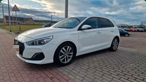 Hyundai i30 40.000 km 12.999 &euro; Köthen 06366