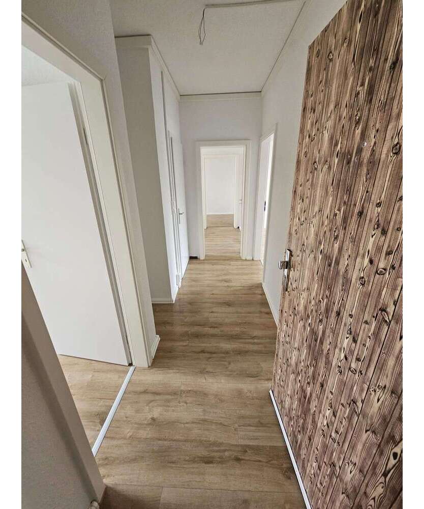 Wohnung zum Mieten in Teutschental 420 € 68 m²