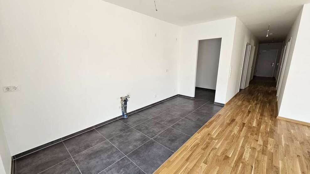 SOFORT EINZIEHEN!!! Bezugsfreie 4-Zimmer Wohnung, TG Stellplatz