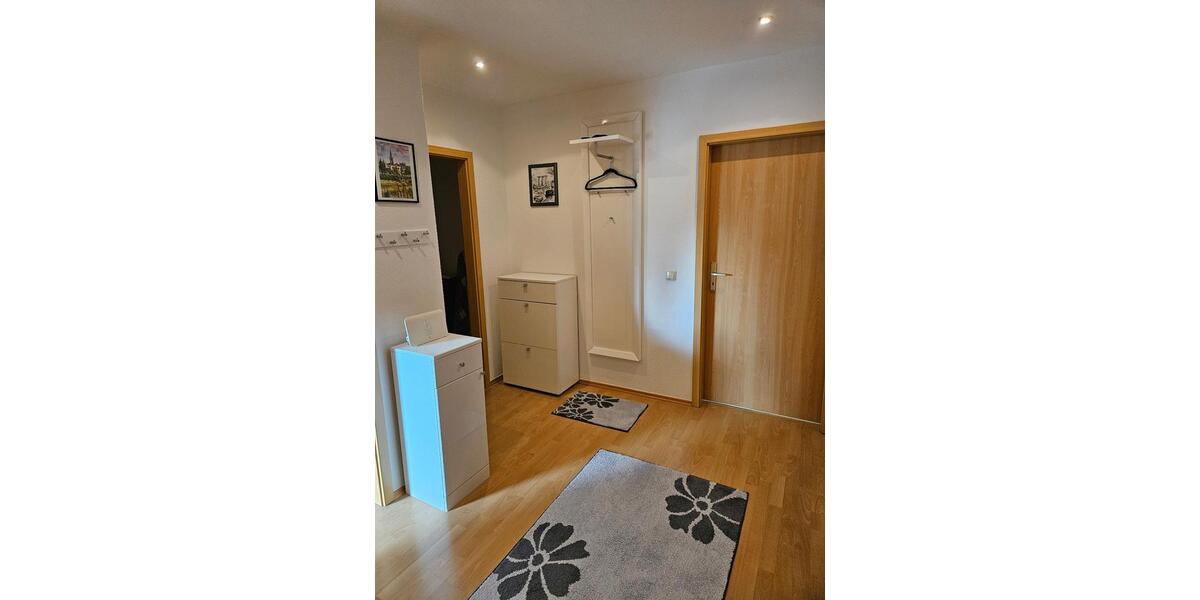 Dachgeschoßwohnung Bad Dürrenberg - 2 Zimmer, 61 m&sup2;, 115.000&euro; | Angebot:25539480