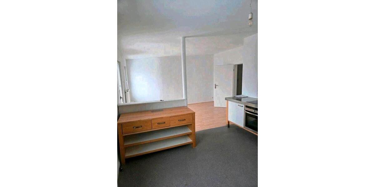 Dachgeschoßwohnung Halle (Saale) - 2 Zimmer, 79 m&sup2;, 109.000&euro; | Angebot:26114166