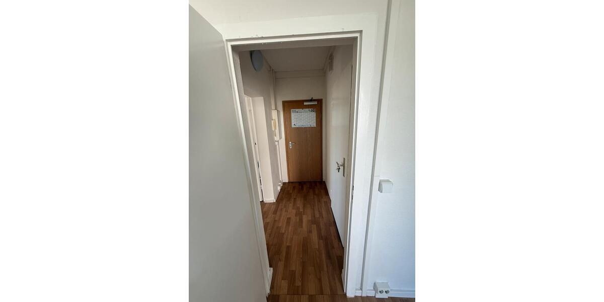 Etagenwohnung Halle (Saale) Halle-Neustadt - 3 Zimmer, 66 m&sup2;, 750&euro; | Angebot:26476443