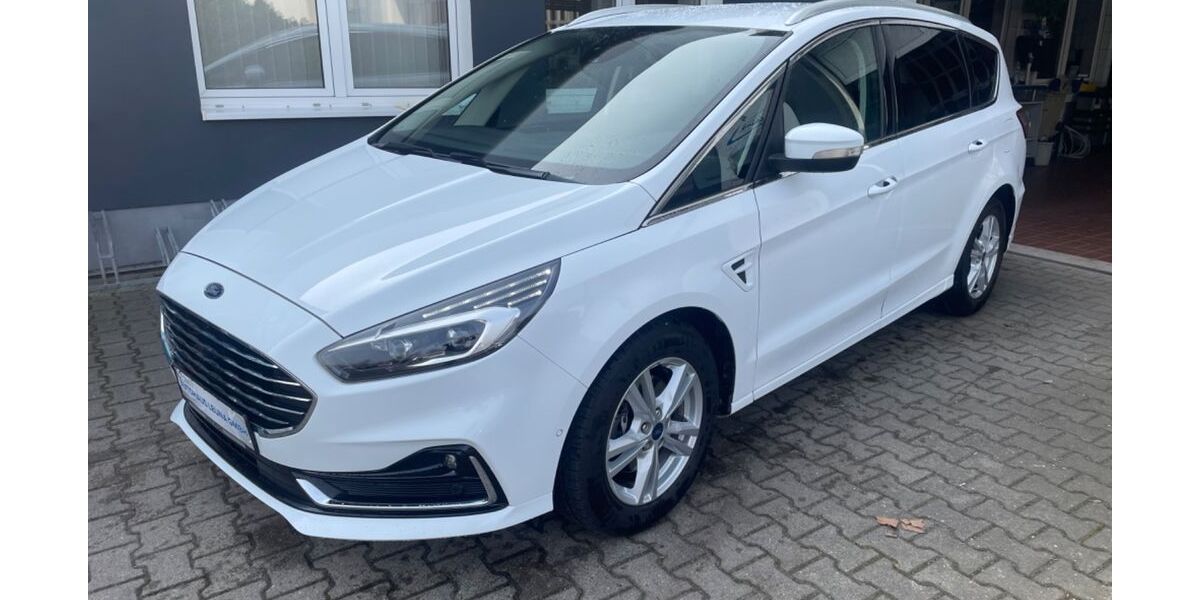 Ford S-Max 57.998 km 27.899 &euro; Leuna 06237