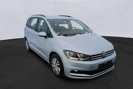 VW Touran 74.306 km 25.650 &euro; Köthen 06366