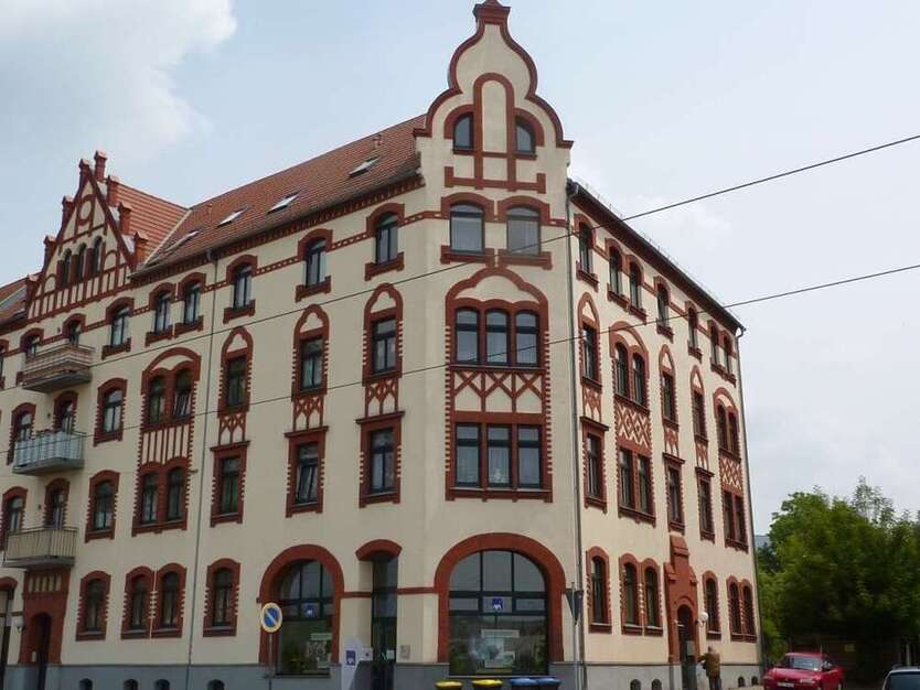 Wohnung zum Mieten in Halle 385 € 48 m²