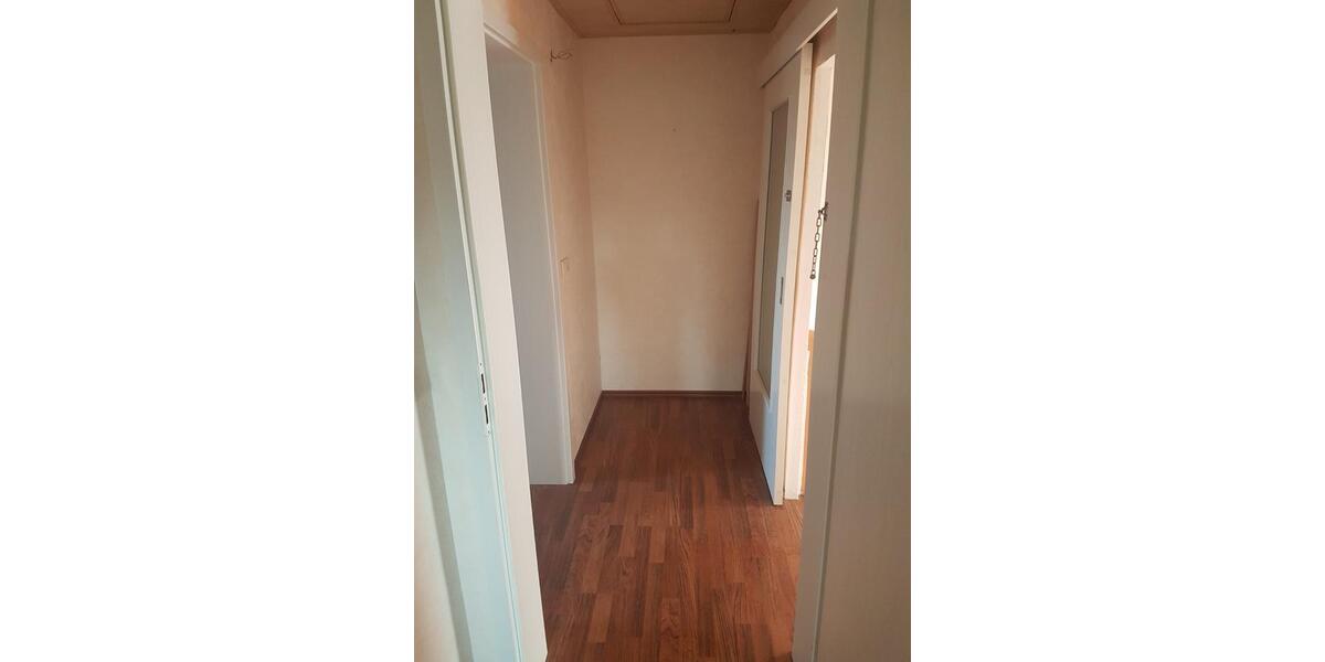 Dachgeschoßwohnung Sandersdorf-Brehna Brehna - 2 Zimmer, 40 m&sup2;, 280&euro; | Angebot:24616479