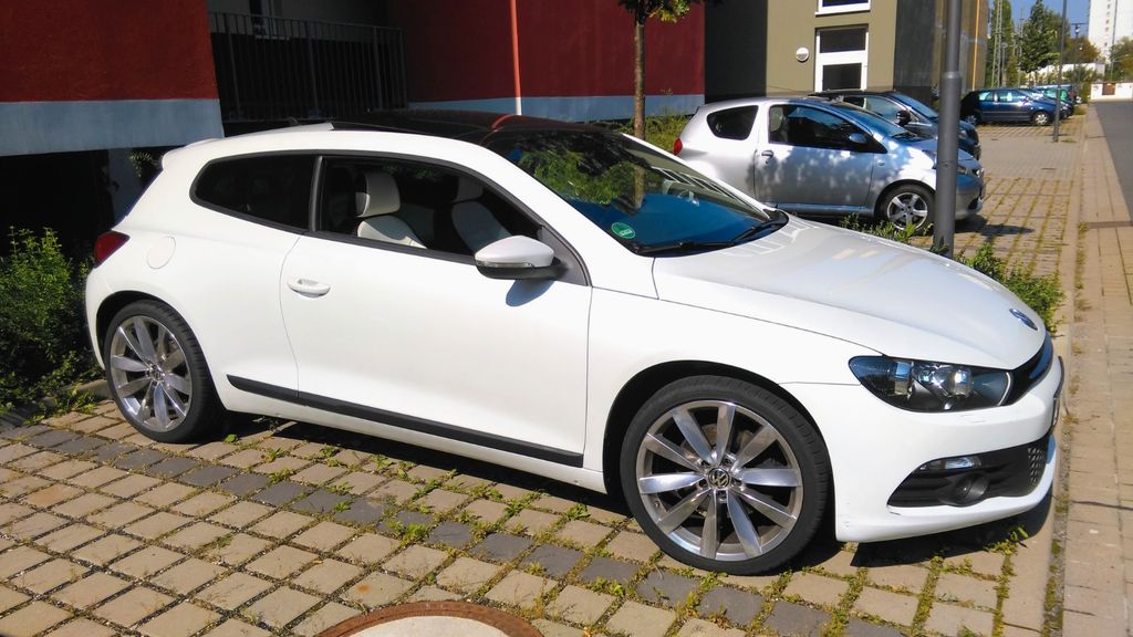 VW Scirocco 167.000 km 7.493 &euro; Halle 06126