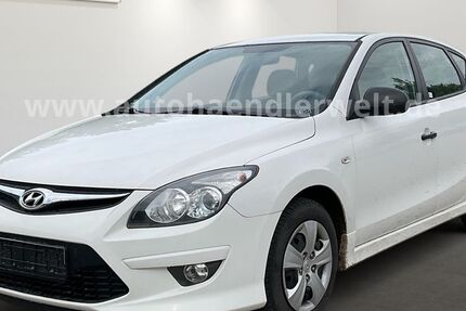 Hyundai i30 128.253 km 3.299 &euro; Brehna 06796