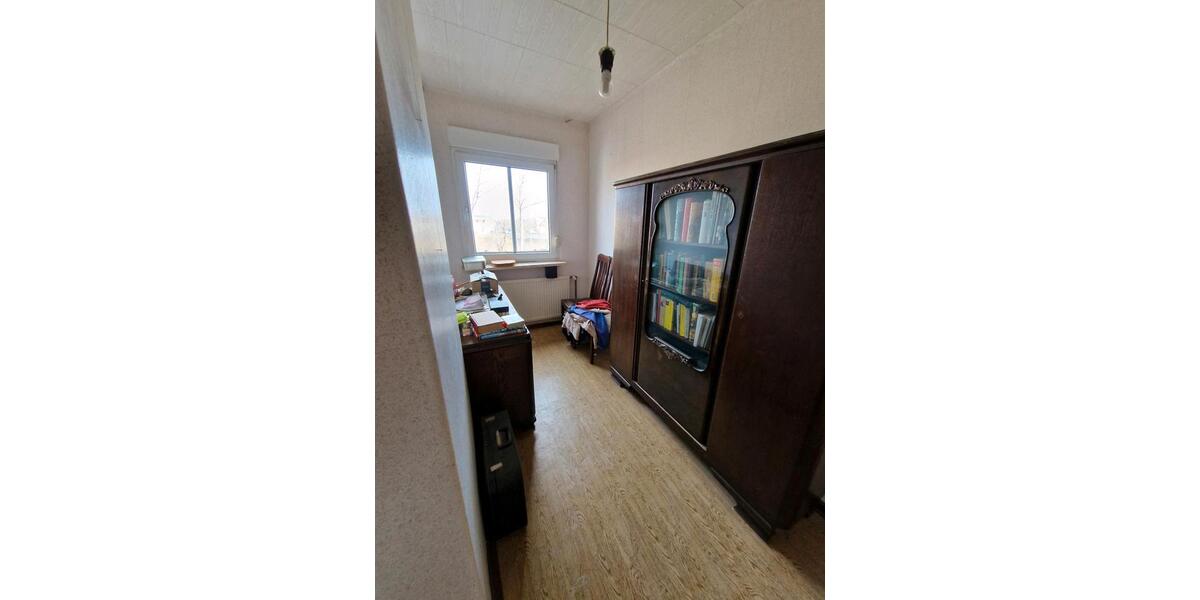 Reihenhaus Leuna - 5 Zimmer, 90 m&sup2;, 149.000&euro; | Angebot:25379067