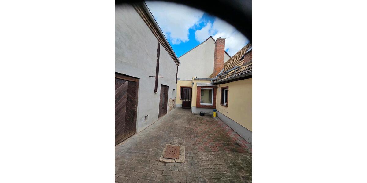 Doppelhaushälfte Bad Lauchstädt - 4 Zimmer, 75 m&sup2;, 75.000&euro; | Angebot:27107780