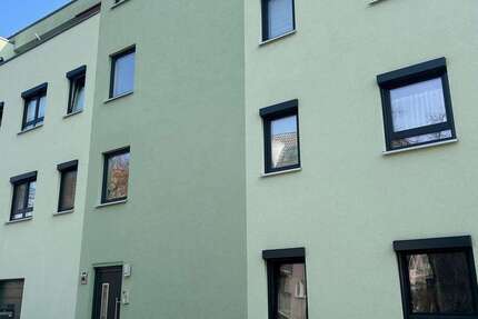 Wohnung Halle Damaschkestraße - 4 Zimmer, 93 m&sup2;, 1.313&euro; | Angebot:27263381