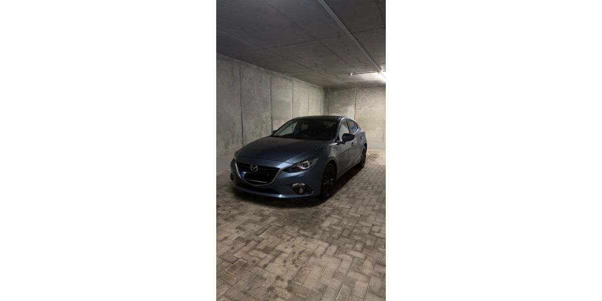 Mazda 3 122.400 km 9.500 &euro; Halle (Saale) 06126