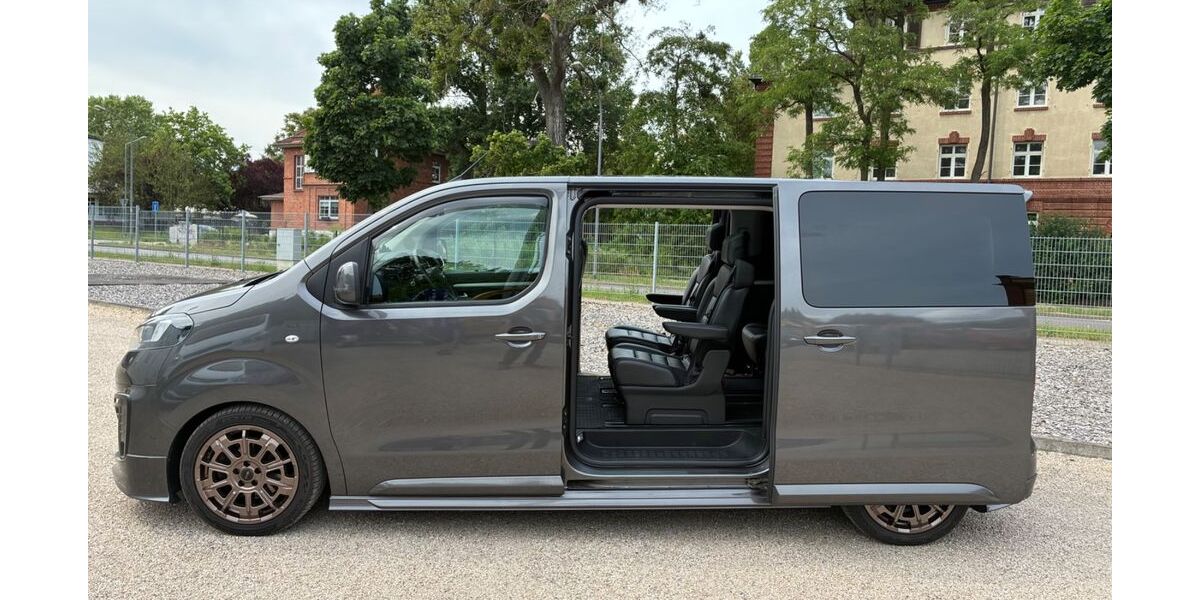 Opel Zafira Life 55.000 km 34.900 &euro; Bitterfeld 06749