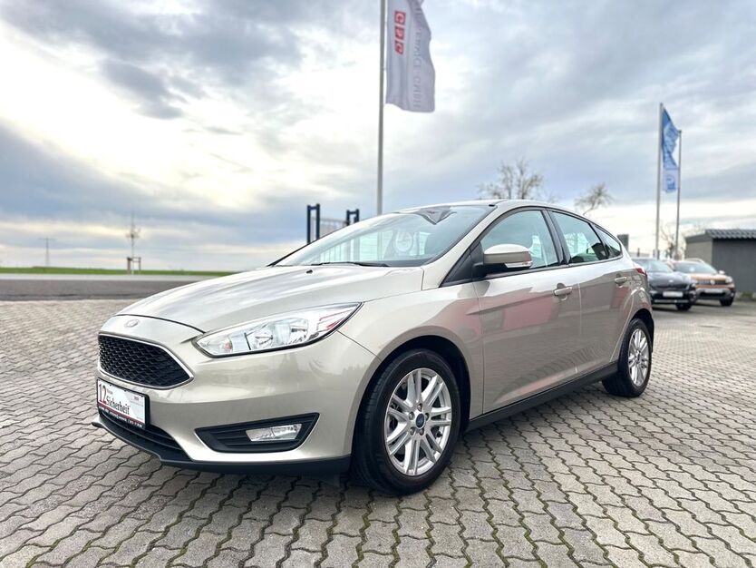 Ford Focus 41.356 km 14.999 € Kabelsketal/OT Großkugel 06184