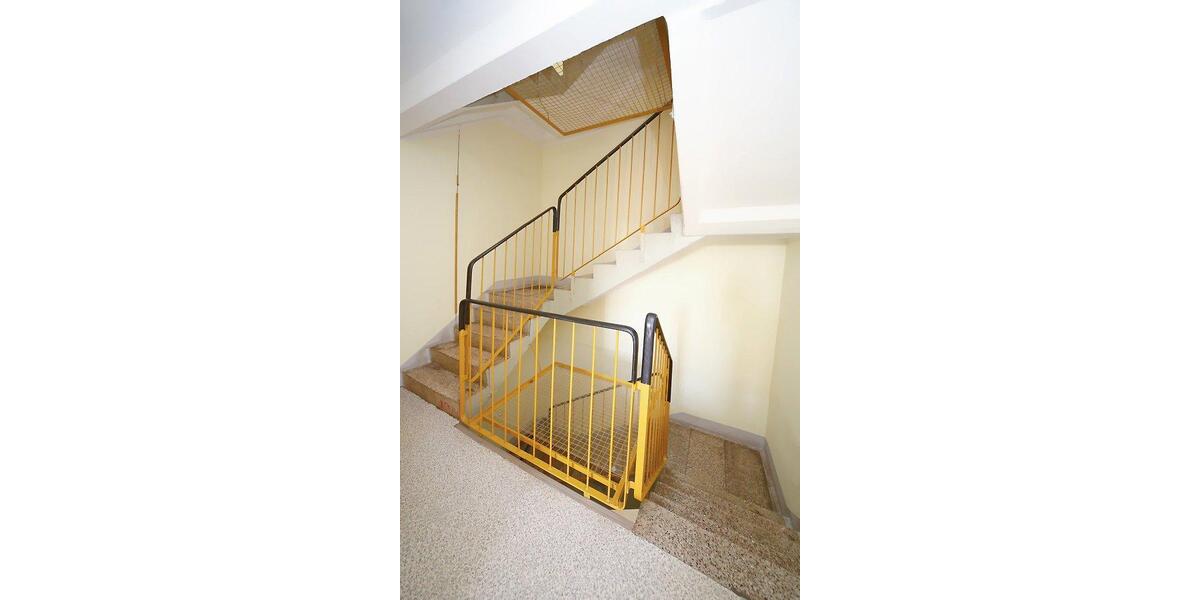 Etagenwohnung Eisleben (Lutherstadt) - 4 Zimmer, 66 m&sup2;, 334&euro; | Angebot:26262189