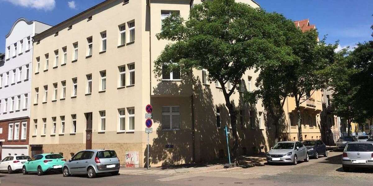Etagenwohnung Halle/Saale Saale - 4 Zimmer, 92 m&sup2;, 700&euro; | Angebot:25307260