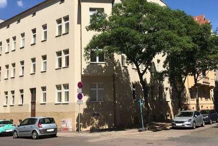 Wohnung Halle/Saale Saale - 4 Zimmer, 92 m&sup2;, 700&euro; | Angebot:25307260