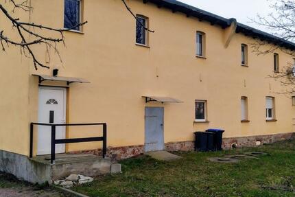 Haus Südliches Anhalt - 12 Zimmer, 270 m&sup2;, 95.000&euro; | Angebot:25423892