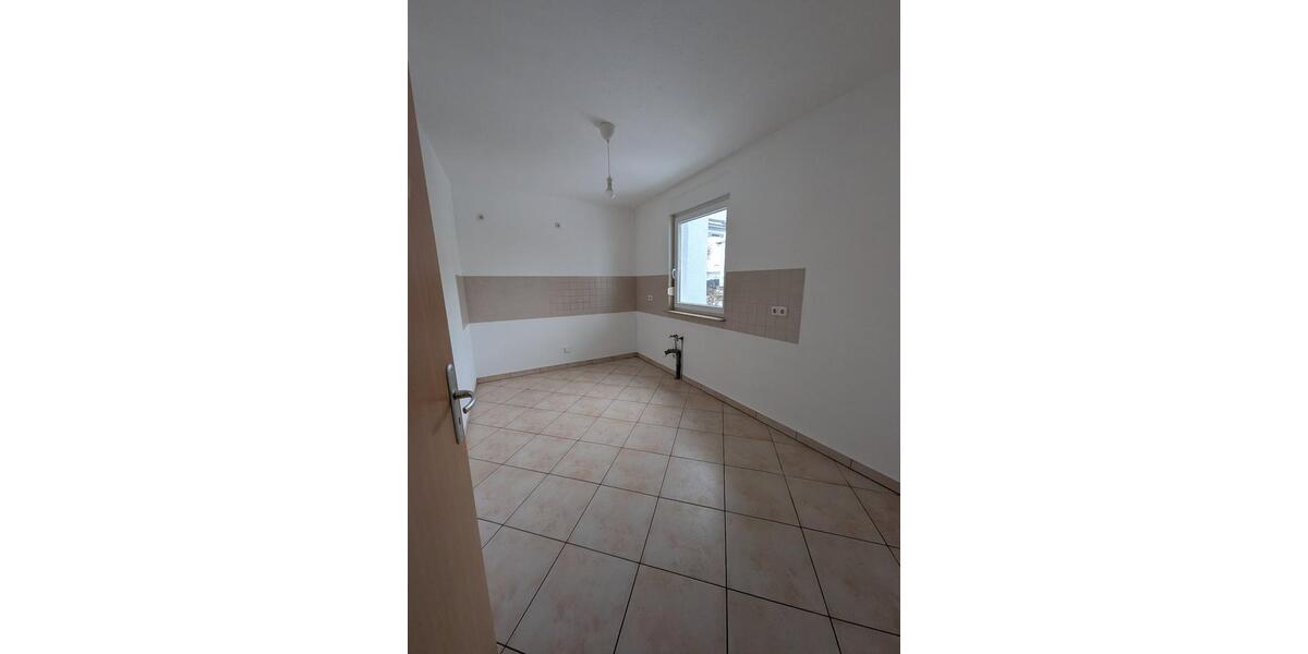 Reihenhaus Delitzsch - 4 Zimmer, 101 m&sup2;, 1.349&euro; | Angebot:25417943