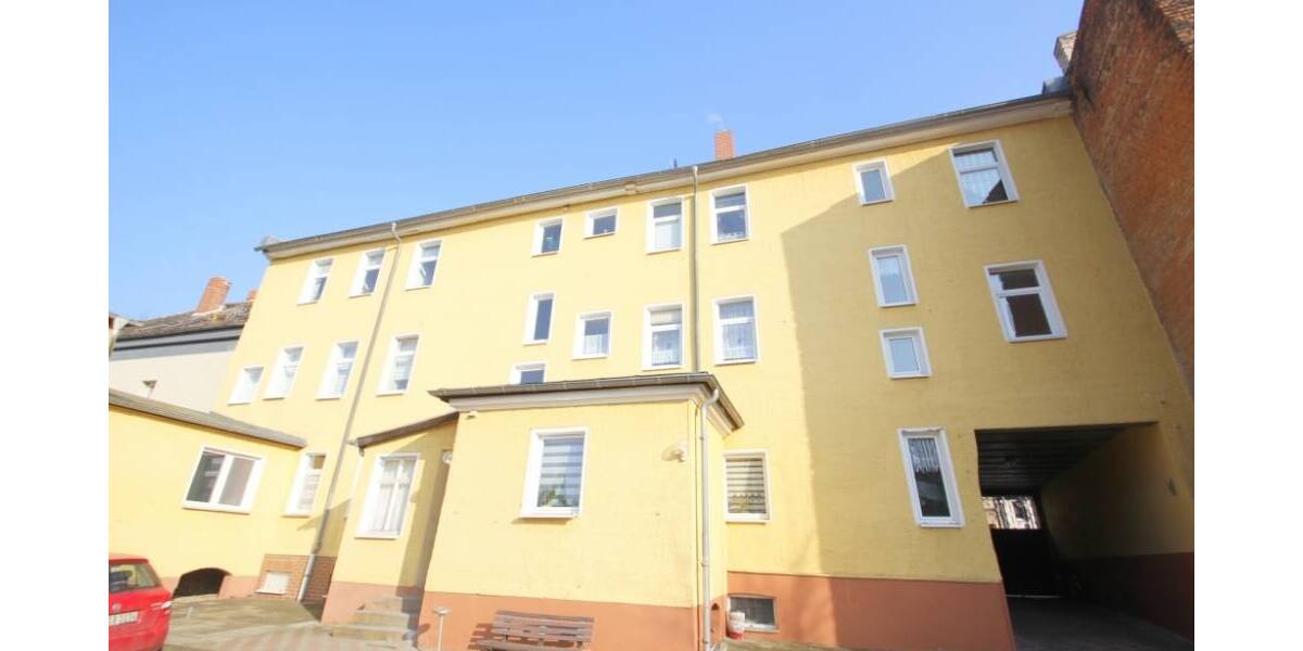 Etagenwohnung Lützen - 4 Zimmer, 110 m&sup2;, 850&euro; | Angebot:25689033