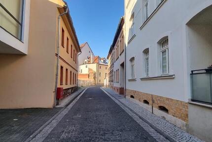 Wohnung Eisleben (Lutherstadt) - 1 Zimmer, 50 m&sup2;, 300&euro; | Angebot:22055327