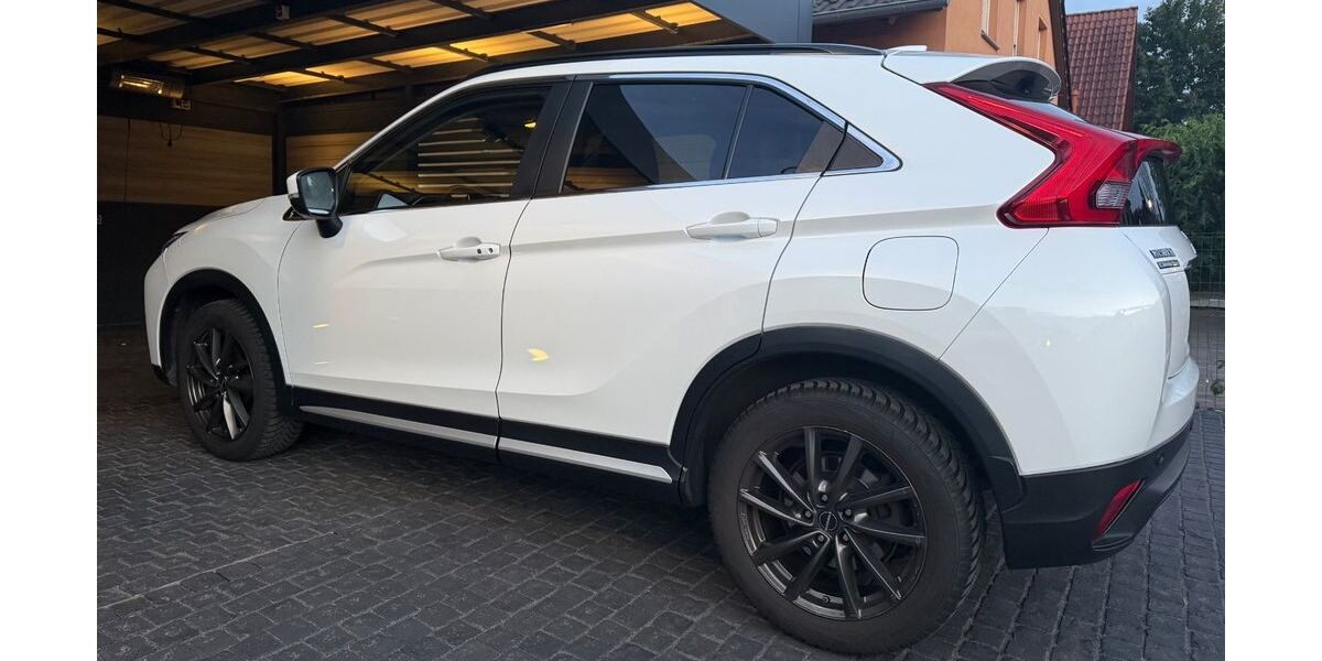Mitsubishi Eclipse Cross 129.121 km 15.690 &euro; Halle 06109