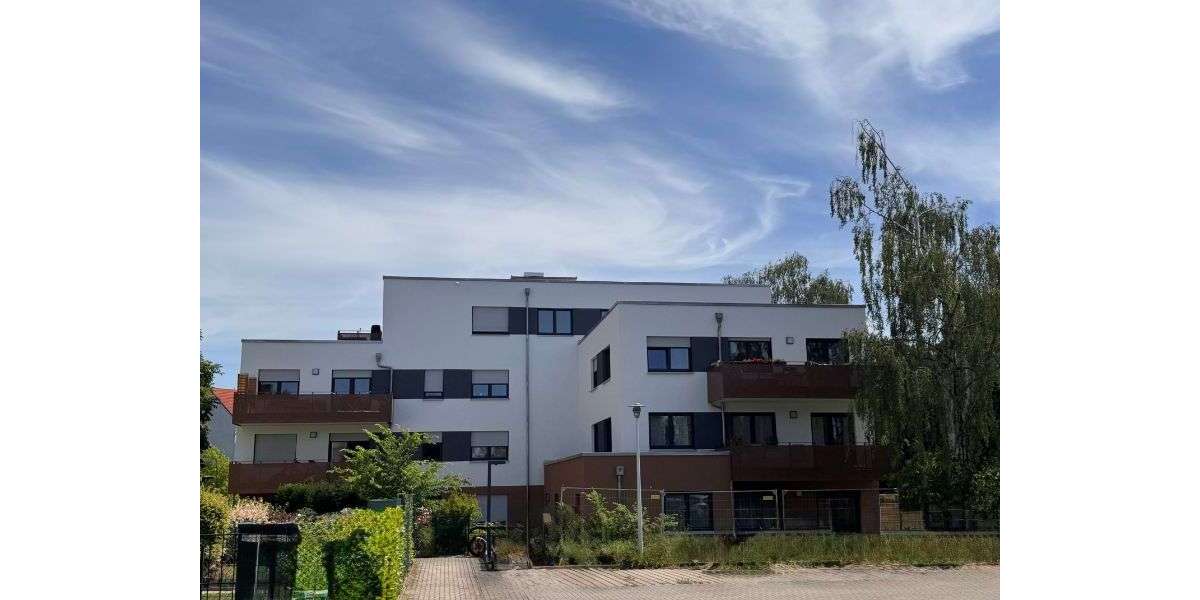 Etagenwohnung Halle (Saale) Frohe Zukunft - 2 Zimmer, 67 m&sup2;, 873&euro; | Angebot:26854426