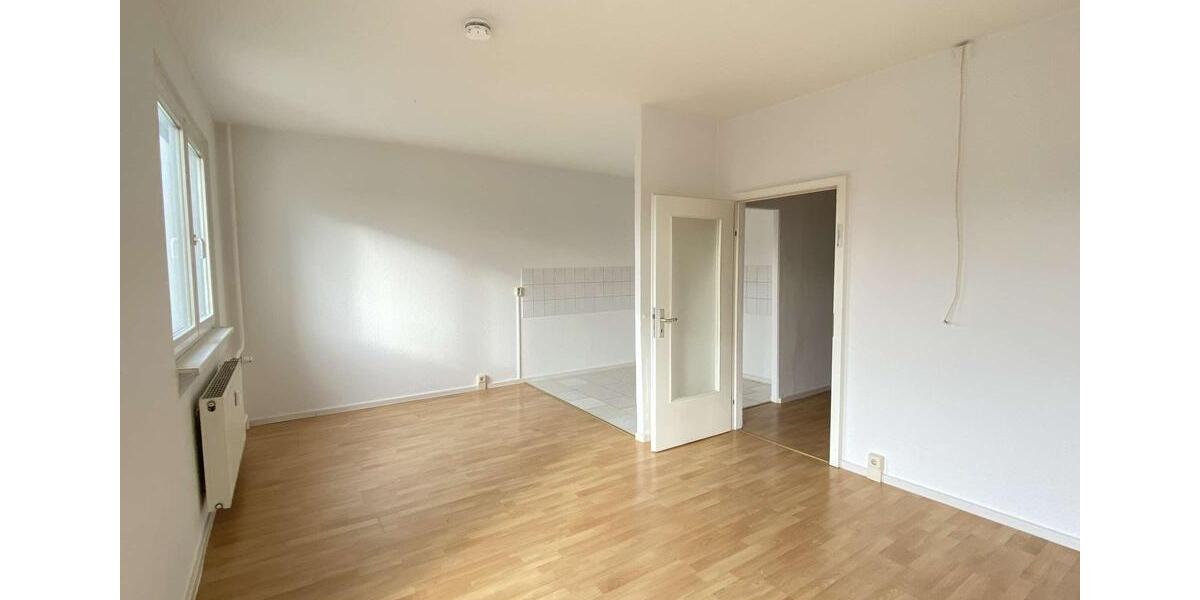 Etagenwohnung Halle (Saale) Halle-Neustadt - 3 Zimmer, 57 m&sup2;, 339&euro; | Angebot:25990019