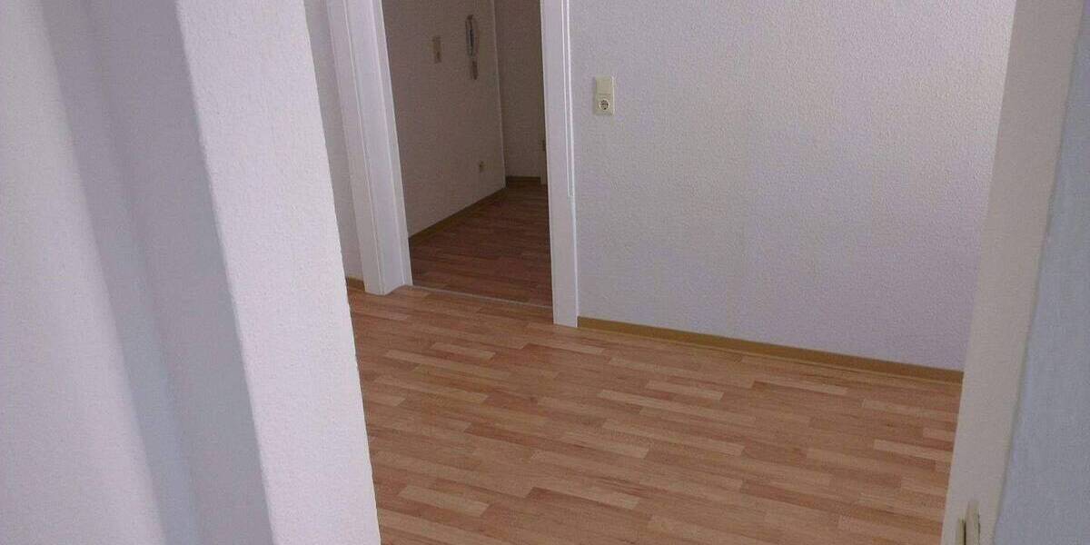 Etagenwohnung Halle (Saale) Innenstadt - 2 Zimmer, 39 m&sup2;, 357&euro; | Angebot:26867555