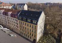 Charme trifft Raum – Denkmalgeschützte 3-RaumWohnung in Leipzig Anger-Crottendorf!
