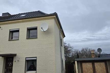 Haus Sandersdorf - 4 Zimmer, 90 m&sup2;, 80.000&euro; | Angebot:26935919