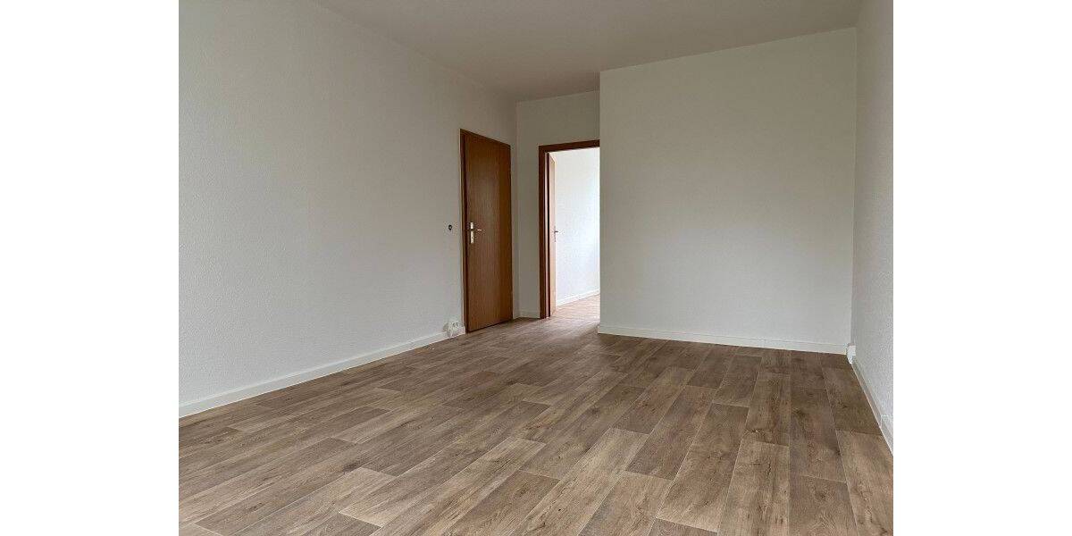 Etagenwohnung Bad Dürrenberg Lennewitz - 2 Zimmer, 49 m&sup2;, 320&euro; | Angebot:26933662