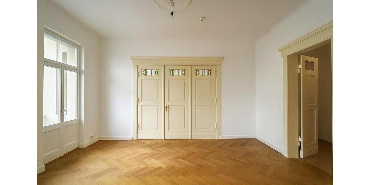 Etagenwohnung Halle (Saale) Frohe Zukunft - 5 Zimmer, 150 m&sup2;, 1.350&euro; | Angebot:25865846