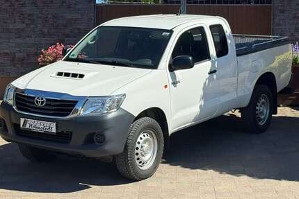 Toyota Hilux 117.800 km 19.900 &euro; Salzatal OT Höhnstedt 06198