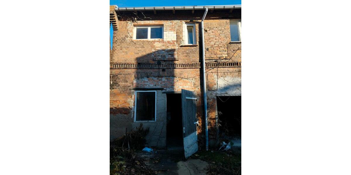 Einfamilienhaus Südliches Anhalt - 8 Zimmer, 340 m&sup2;, 53.000&euro; | Angebot:25342553