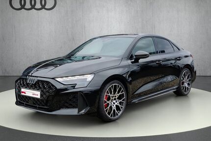 Audi RS3 2.500 km 79.980 &euro; Halle 06122