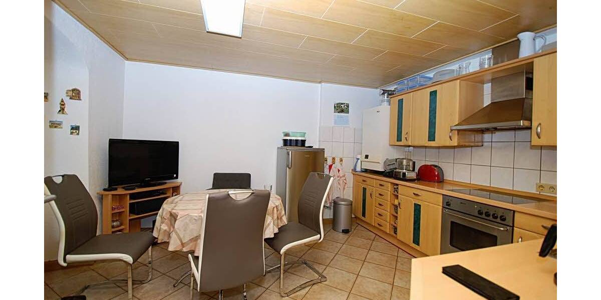 Mehrfamilienhaus, Wohnhaus Wettin-Löbejün Rothenburg - 1 Zimmer, 277 m&sup2;, 240.000&euro; | Angebot:23985865