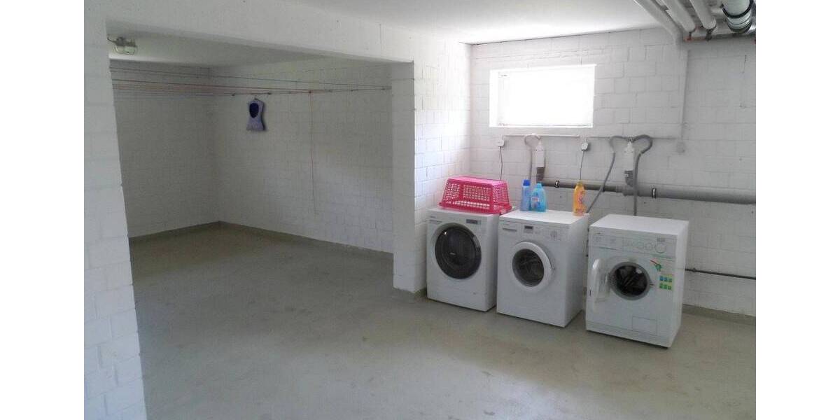 Etagenwohnung Lützen - 2 Zimmer, 63 m&sup2;, 105.000&euro; | Angebot:25928589