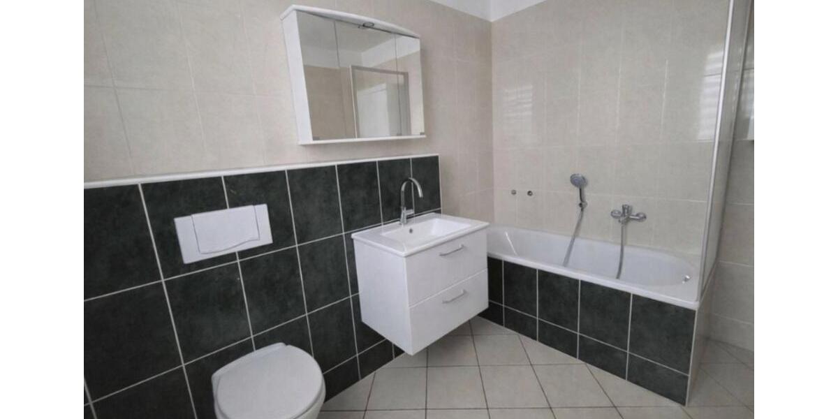 Reihenhaus Delitzsch - 4 Zimmer, 125 m&sup2;, 1.599&euro; | Angebot:24747255