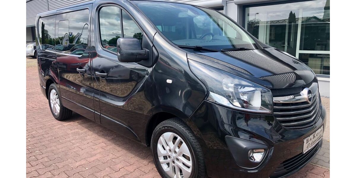 Opel Vivaro 172.887 km 12.799 &euro; Halle/Saale 06118