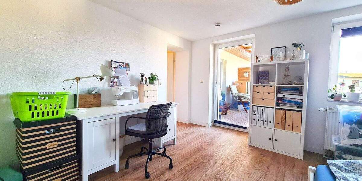 Etagenwohnung Köthen (Anhalt) Köthen - 3 Zimmer, 105 m&sup2;, 595&euro; | Angebot:26376626