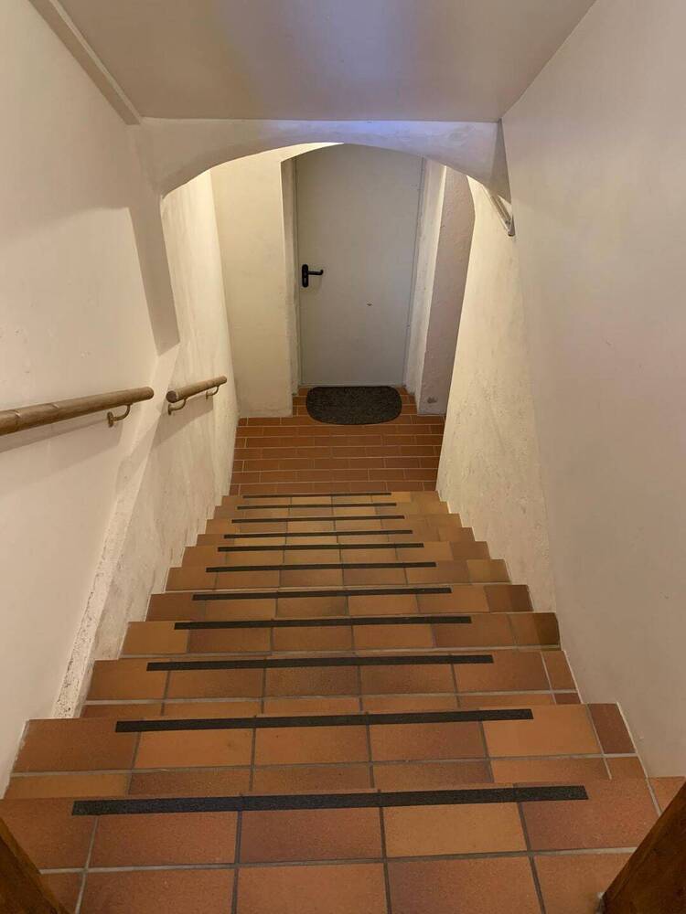 Gute Ausstattung I Einbauküche I Stellplatz und Loggia