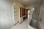 Etagenwohnung Lützen - 4 Zimmer, 120 m&sup2;, 900&euro; | Angebot:26797660