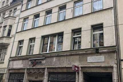 Haus Halle Altstadt - 40 Zimmer, 1.100 m&sup2;, 940.000&euro; | Angebot:26185939