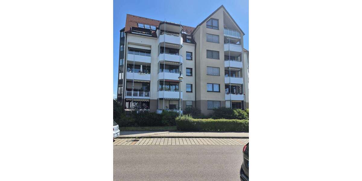 Etagenwohnung Markranstädt - 4 Zimmer, 104 m&sup2;, 369.000&euro; | Angebot:27072234