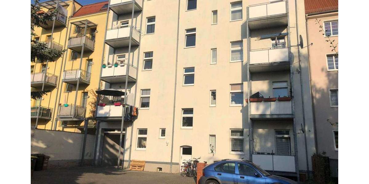 Zimmer Halle Damaschkestraße - 4 Zimmer, 86 m&sup2;, 695&euro; | Angebot:25984564