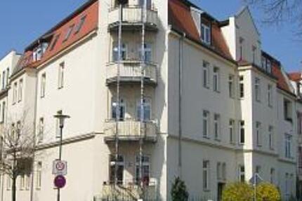 Wohnung Halle (Saale) Damaschkestraße - 3 Zimmer, 82 m&sup2;, 700&euro; | Angebot:25791770